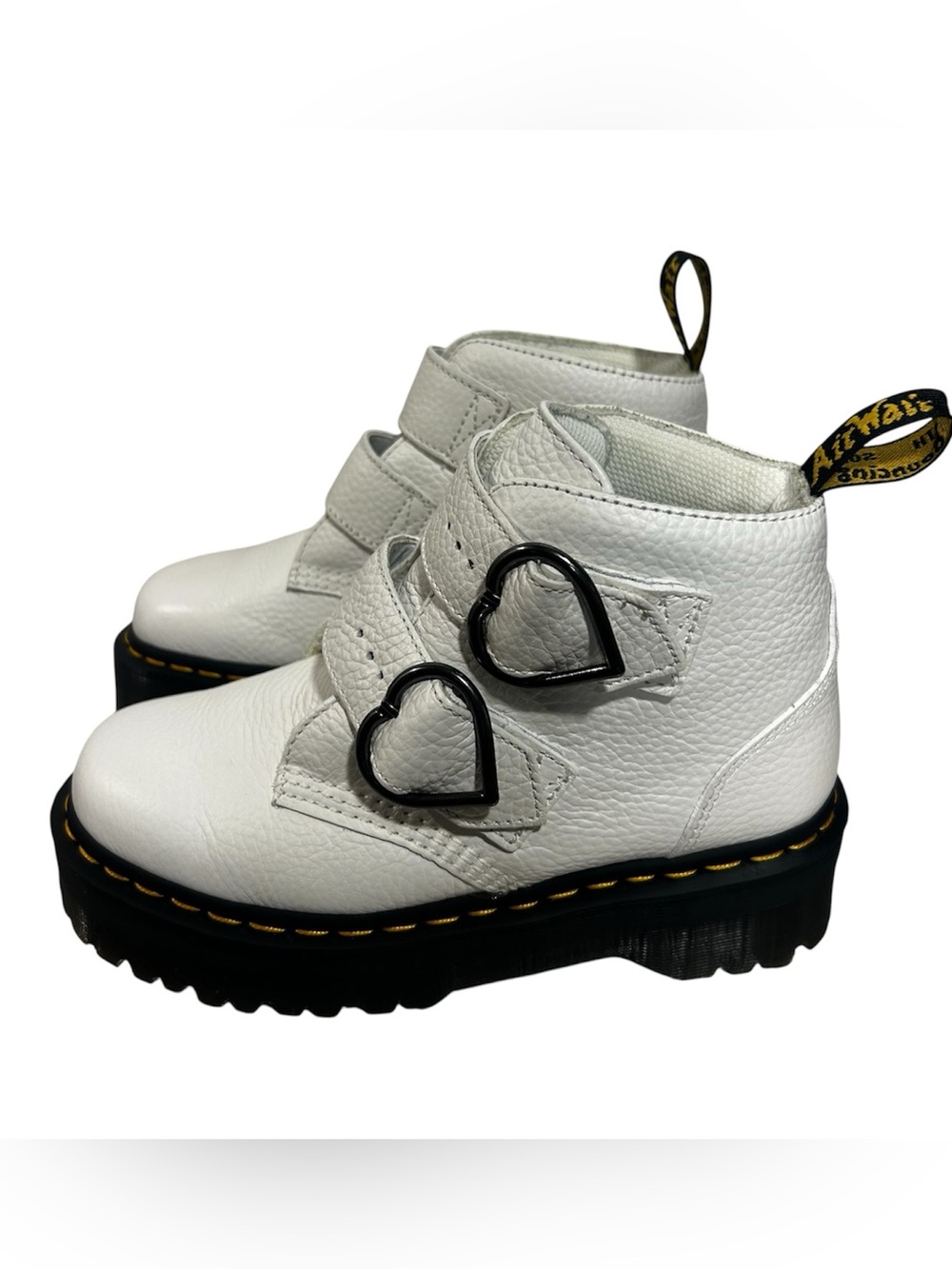 Dr Martens Devon Heart Buckle Platform White Leather Boots Women US 7 UK 5